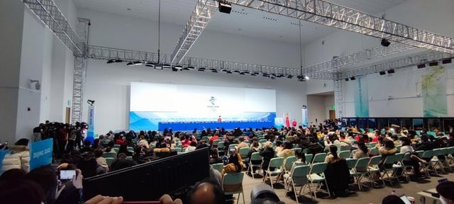羽生结弦发布会称不退役（羽生结弦发布会万人空巷）(6)