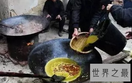 世界上最恶心的火锅，满嘴臭豆腐味儿