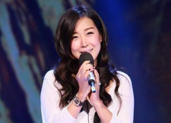 49岁歌手孙悦罕晒现状美照！（歌手孙悦个人资料）