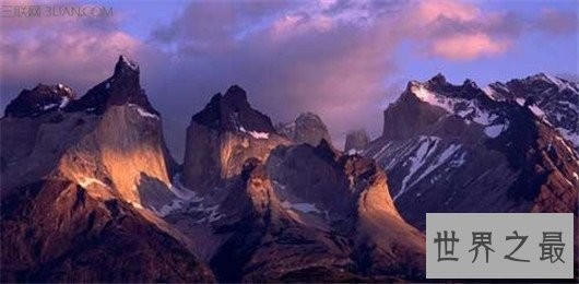 世界上最长的山脉长达8900公里，跨越了半个地球