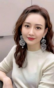 ​王鸥产后复工状态引热议！与何九华疑似分手传闻再添实锤！