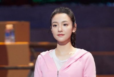 ​吴倩怀孕结婚(吴倩在拍摄中意外怀孕)