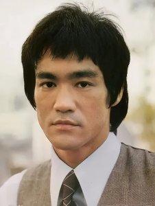 ​李小龙儿子：自幼立志成功夫巨星，没曾想28岁却意外身亡