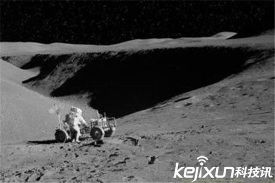 外星人真的存在？外星人在月球的证据曝光