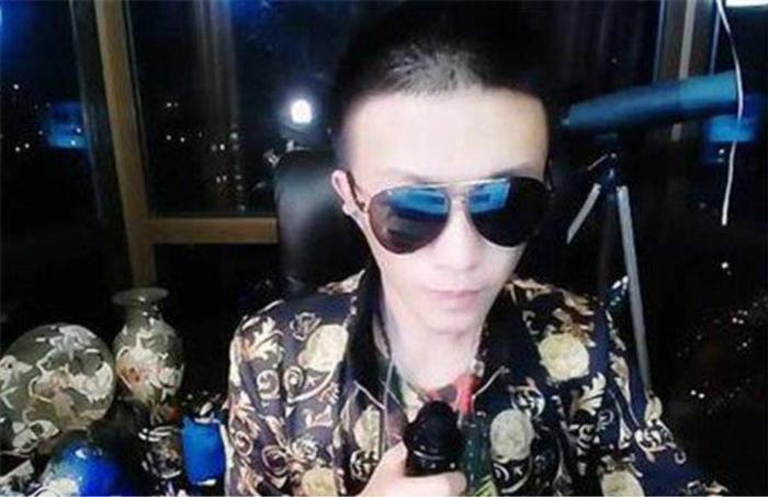 盘点七位YY个性神豪，天赐最悲剧，宝哥最情谊，他却成了笑话