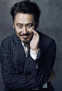 ​吴秀波渣男史：睡遍前女友整个宿舍，连同事的媳妇都没放过