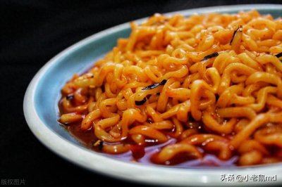 ​你知道火鸡面为什么那么贵吗，这几点是原因