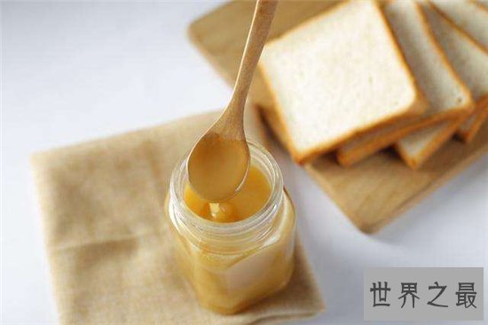 蜂蜜保质期其实并不存在，纯度高的可以储存很长时间
