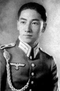 ​＂为爱而战：邱爱伦揭开蒋纬国与原配妻子之死的真相＂