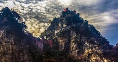 ​武当山：道教圣地与太极之源