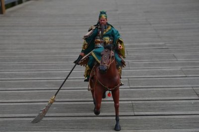 ​关羽两位妻子，原配未能白头偕老，二婚妻子被孙权抢走下落不明