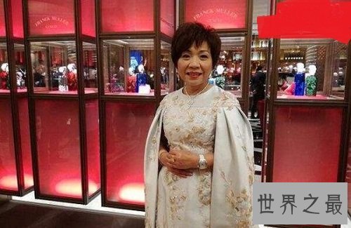 香港十大富豪排行最新版,李嘉诚依旧稳住榜首之位!
