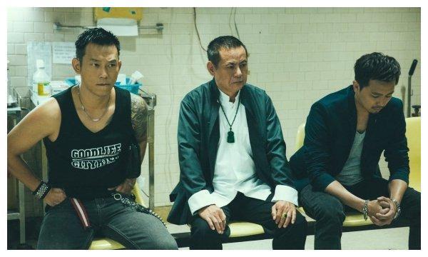 6岁出道17岁因罪入狱16年，未能见父亲最后一面的颜正国，今怎样