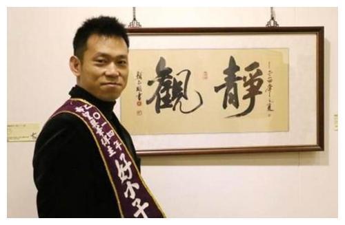 6岁出道17岁因罪入狱16年，未能见父亲最后一面的颜正国，今怎样