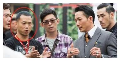 6岁出道17岁因罪入狱16年，未能见父亲最后一面的颜正国，今怎样