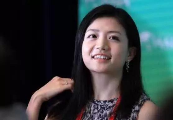 她是客家妹,中国最美女富豪,30岁身家上百亿,马云千里寻她!