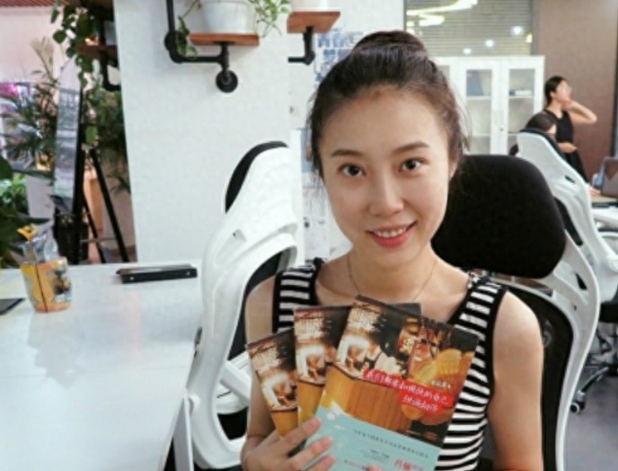 中国配音界女王，百变声音太震感了，你可知道她报酬是多少