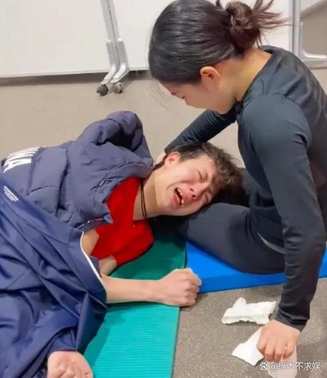 柳鑫宇ins账号疑似被盗 王诗玥柳鑫宇事件引热议发生什么事?