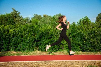 每天慢跑30分钟,长期坚持将带来8大惊人变化!