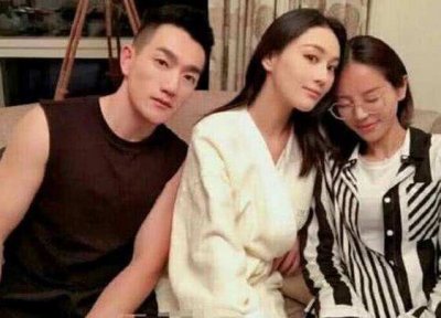 ​张馨予：5段恋情，甩掉李晨转身嫁给军三代，逆袭成为最美军嫂