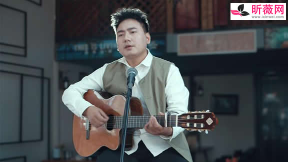 海来阿木个人资料多少岁了 海来阿木为什么这么火