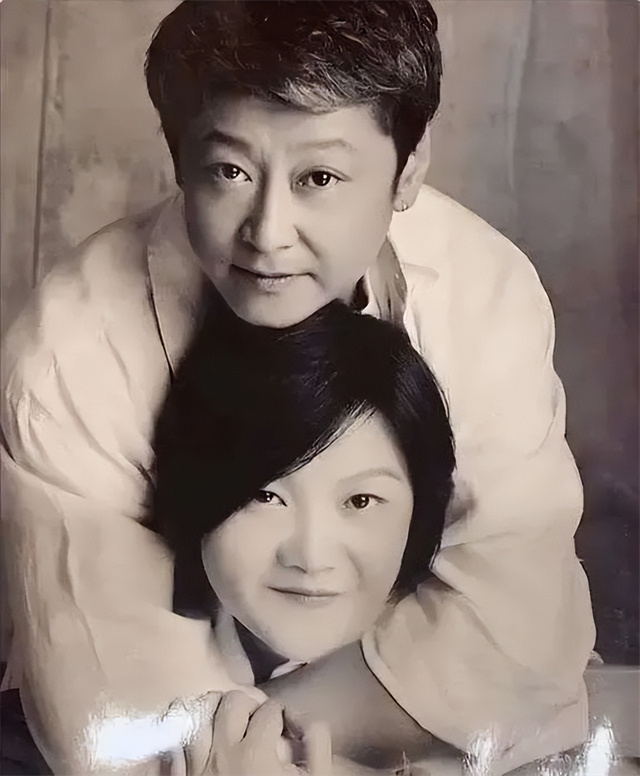 名门痞女洪晃：28岁嫁陈凯歌，4婚3离后终获幸福