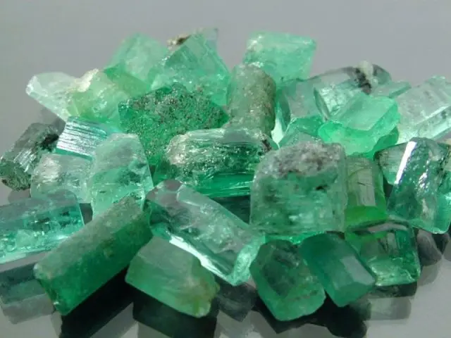 宝石鉴定怎么样鉴定（常见矿物宝石鉴别方法推荐）