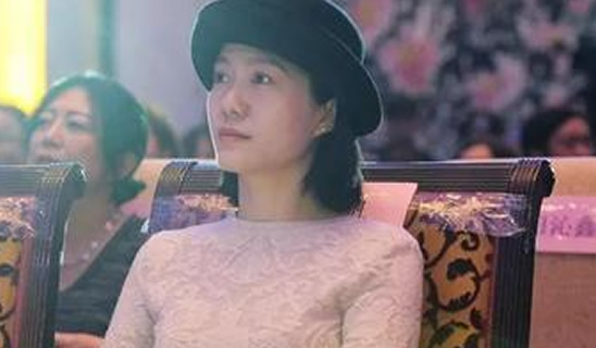 翁帆有过几次婚史 翁帆的第一任丈夫是谁