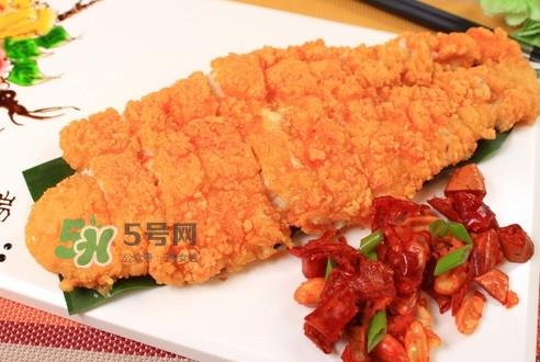 金鳟鱼清蒸为什么变黑?食用金鳟鱼有什么好处 金鳟鱼清蒸为什么变黑?食用金鳟鱼有什么好处