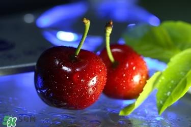 车厘子和香梨一起可以吃吗？车厘子可以和香梨一起吃吗？