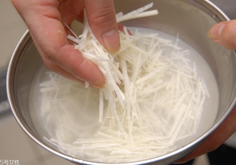 山药怎么去皮不会变黑 山药不变黑的方法 山药怎么去皮不会变黑 山药不变黑的方法