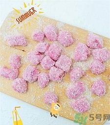 火龙果椰蓉奶冻怎么做?火龙果椰蓉奶冻的做法