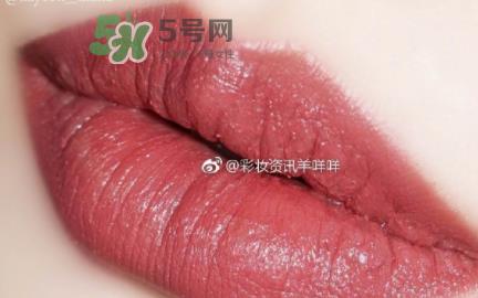 Gurlain KissKiss Matte娇兰雾面唇膏M330和M307试色 Gurlain KissKiss Matte娇兰雾面唇膏M330和M307试色