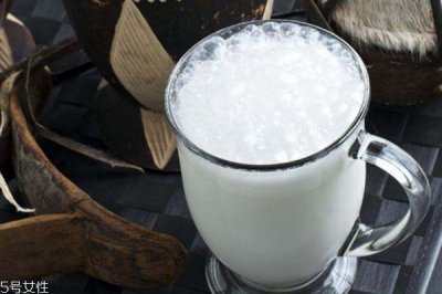 ​骆驼奶有什么营养价值呢 喝骆驼奶有什么作用呢