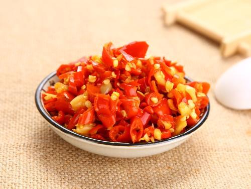 剁辣椒怎么腌制不坏 吃剁辣椒有什么功效 剁辣椒怎么腌制不坏 吃剁辣椒有什么功效