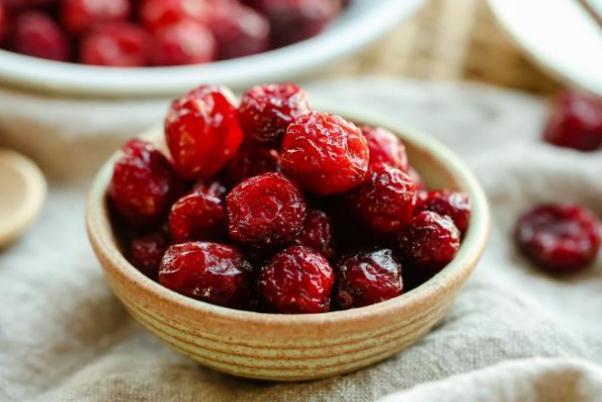 蔓越莓干可以美白吗 蔓越莓干可以放多久