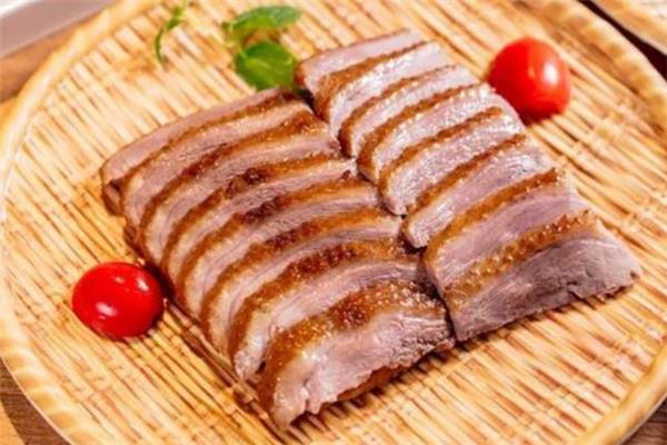 鹅肉是发物吗 鹅肉的家常做法 鹅肉是发物吗 鹅肉的家常做法