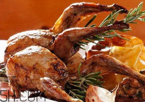 鹌鹑肉为什么没人吃 鹌鹑肉好吃吗