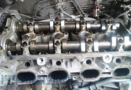 发动机凸轮轴磨损变形的症状、原因和故障排除-