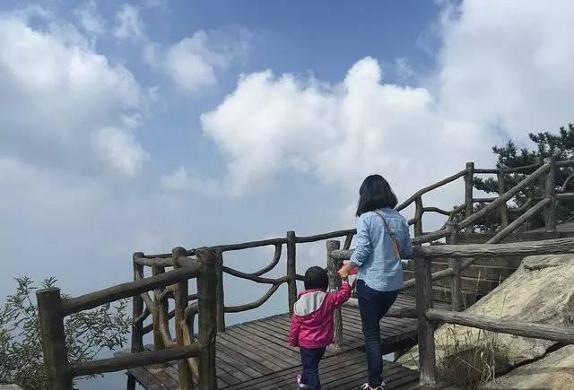 腾旅e卡通年卡福利：大美薄刀峰 免费泡三里畈温泉