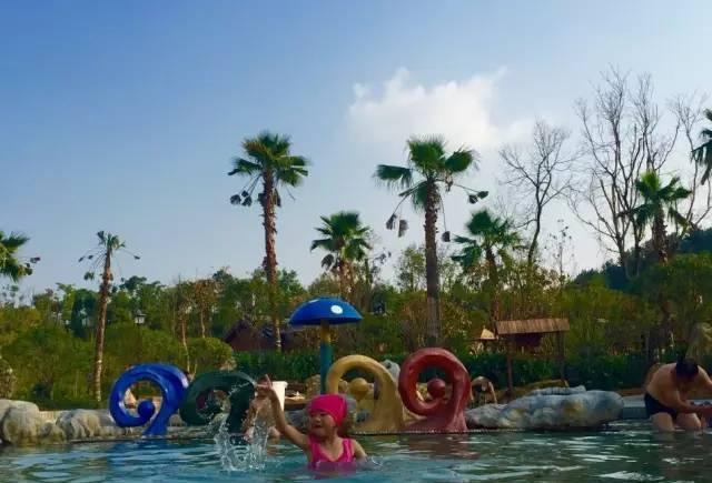 腾旅e卡通年卡福利：大美薄刀峰 免费泡三里畈温泉