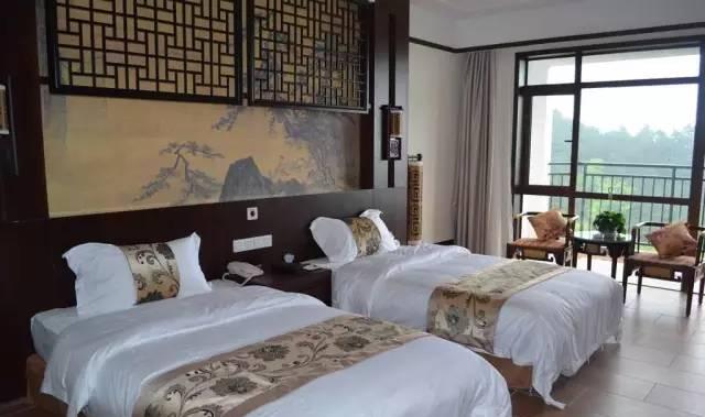 腾旅e卡通年卡福利：大美薄刀峰 免费泡三里畈温泉