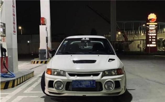 「毂锐驰」经典JDM，三菱Lancer Evolution IV 车型赏析-