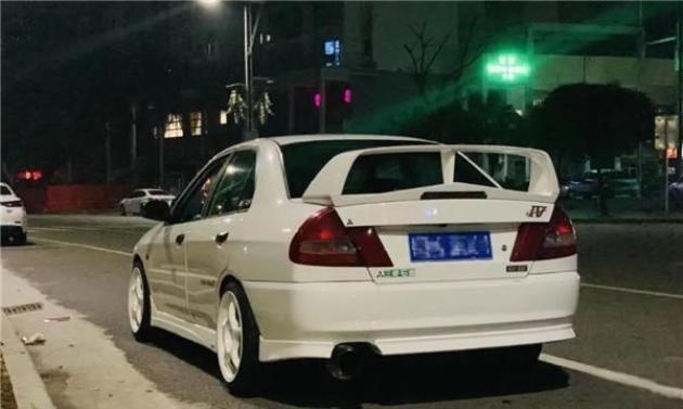 「毂锐驰」经典JDM，三菱Lancer Evolution IV 车型赏析-