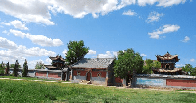 翁牛特旗属于哪个市(翁牛特旗属于县还是区)