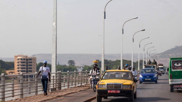 马里巴马科是哪个国家?马里有几个港口?