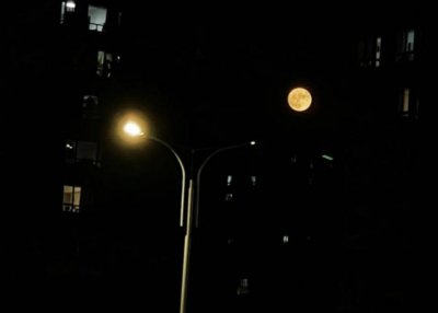 ​杭州一地最近爆火，晚上十点了还是人人人！警方紧急提醒：已连续有人被困