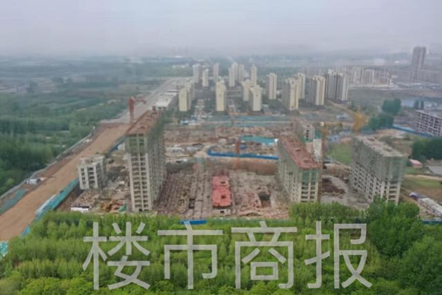 郑州楼盘4年不交房(郑州一楼盘团购房却要)(2)