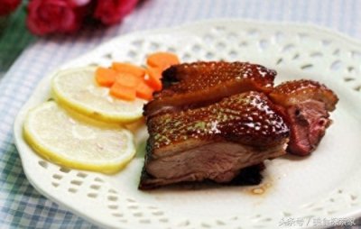 ​江湖传说中的烧鹅的简易做法！