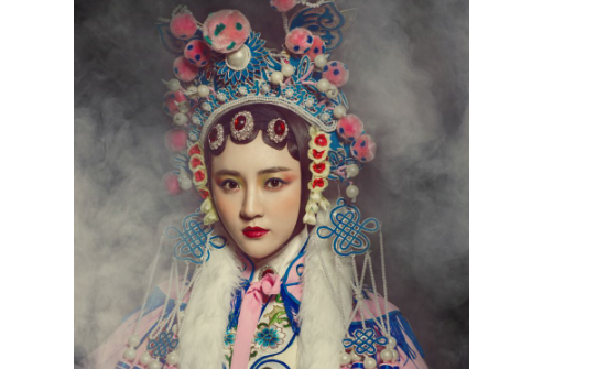 粉墨登场的现代意思,粉墨登场意思是什么图3